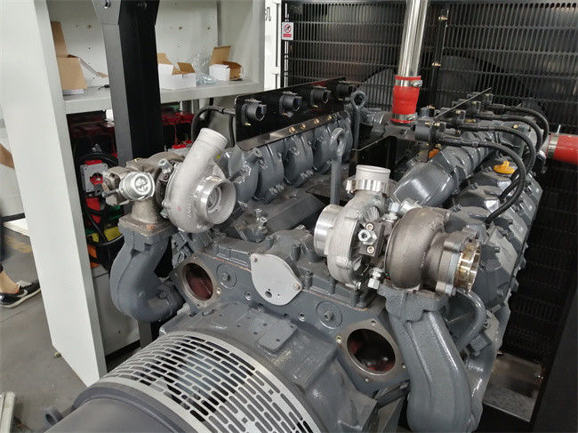 Deutz V8 330KW Oilfield Gas Generators Starlight Industrial Gas Generator